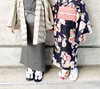 着物姿の子ども2人